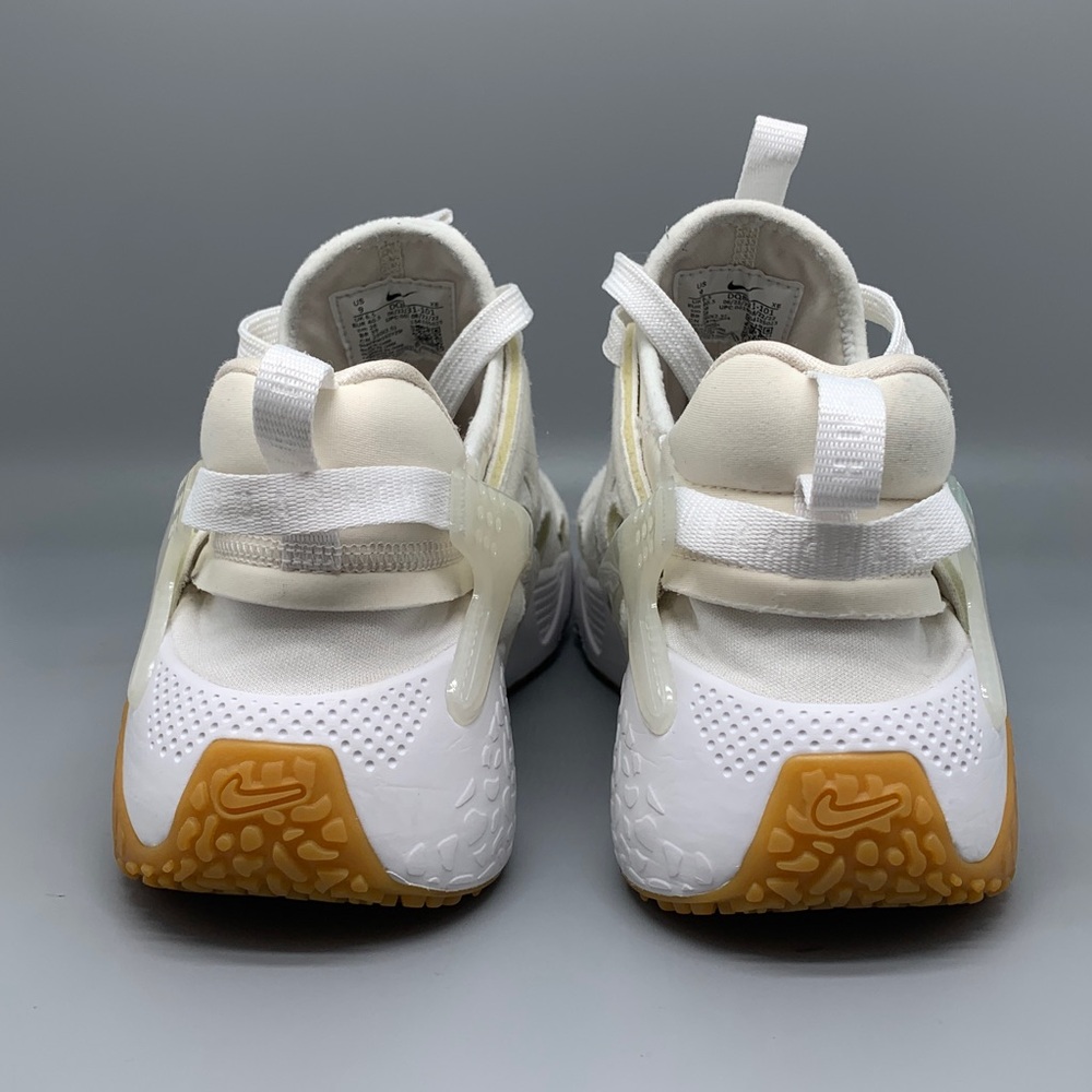Nike Air Huarache Craft Summit White Running‎ Shoes DQ8031-101 Women’s Sz 9 - Picture 3 of 10
